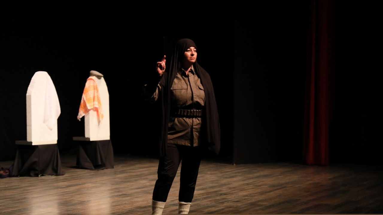 Şehir Tiyatroları Cumhuriyetin 100. Yılında “Anadolu kadınları” oyunuyla perdelerini açtı