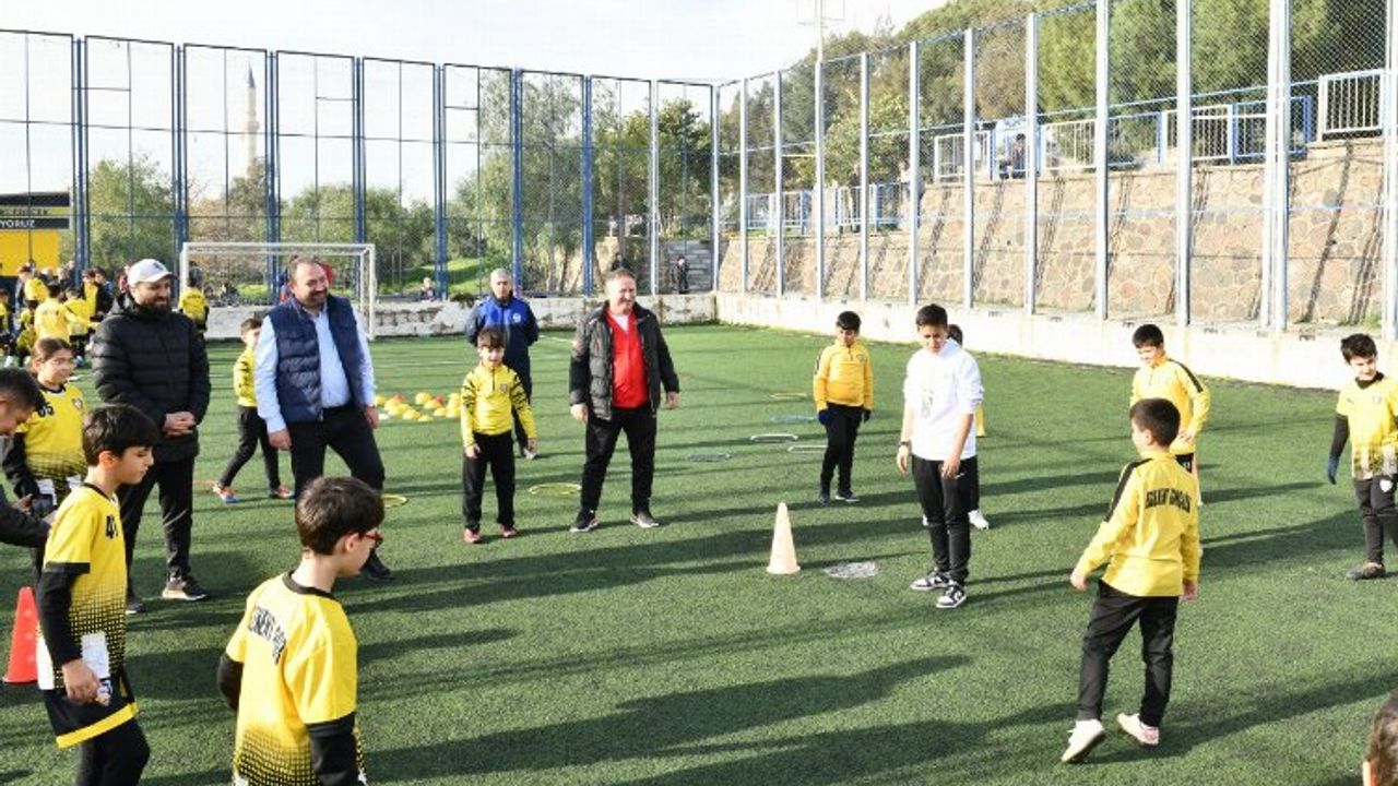 Yaşar Kemal Parkı Çiğli’de törenle açıldı