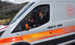 Aydın İl Sağlık Müdürü Şenkul ambulansın direksiyonuna geçti
