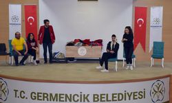 Germencik’te doğaçlama tiyatrosu büyük ilgi gördü