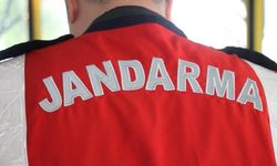 Şüpheli hareketleri ele verdi, jandarmadan kaçamadı