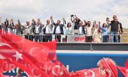 CHP'li Özgür Özel Aydınlılar ile buluştu