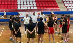 Aydın GSİM Spor Kulübü Kadın Basketbol Takımı antrenmanlarına başladı