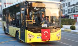 Aydın'da Sarı Otobüslere Türk Bayrakları asıldı 