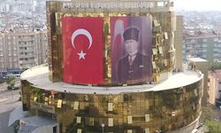 AKP Atatürk ve Türk Bayrağını kaldırınca tepkiler çığ gibi büyüdü