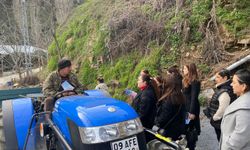 CHP İncirliova Kadın Kolları Osman Gökmen'le sahada