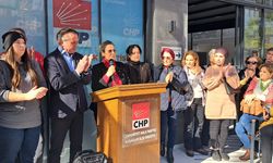 Kuşadası CHP Kadın Kolları’ndan 'Medeni Kanun' Açıklaması: “Vazgeçmiyoruz!”