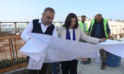 Aydın Büyükşehir Belediyesi Kuşadası sahil şeridini daha modern hale getiriyor