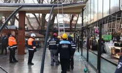 Tarihi Sirkeci Garı'nın çevresinde 'kaçak' temizliği!