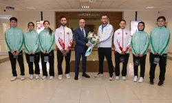 Konya Selçuklu'da başarılı sporculardan Başkan Pekyatırmacı'ya ziyaret