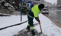 Ankara Keçiören’de kar yağışına hızlı müdahale