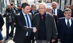 Bursa’da Başkan Aydın, Kayıhan Çarşısı esnafı ile buluştu