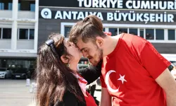 Antalya'da temsili askerlik yapacak engelli bireylere davullu-zurnalı uğurlama