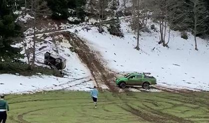 Artvin’de off-road yapan aracın kaza anı kamerada