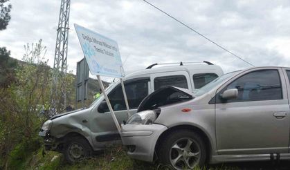 Tokat’ta otomobil ile hafif ticari araç çarpıştı: 2 yaralı