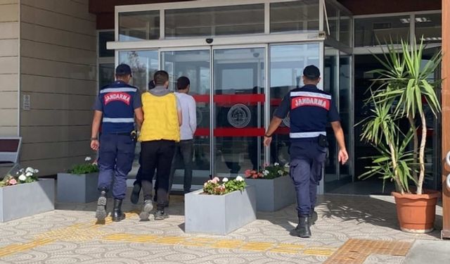 İzmir'de 464 düzensiz göçmen yakalandı