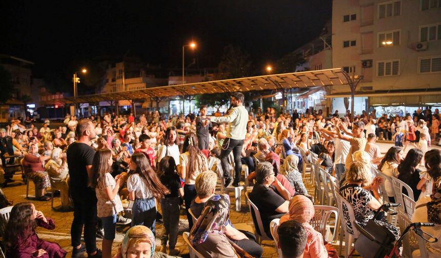 Aydın Büyükşehir Belediyesi'nden Atça’da muhteşem yaz konseri
