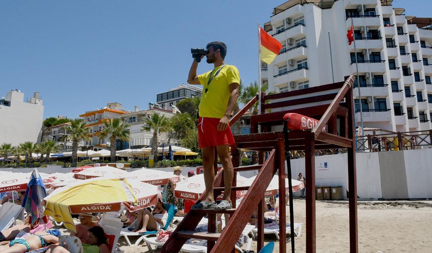 Kuşadası plajları cankurtaranlara emanet