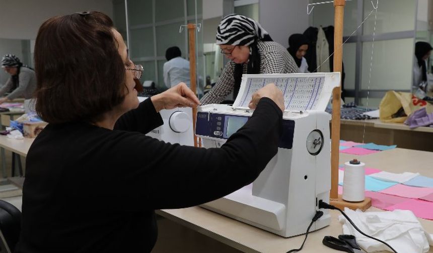 KOMEK'ten işitme engellilere katkı